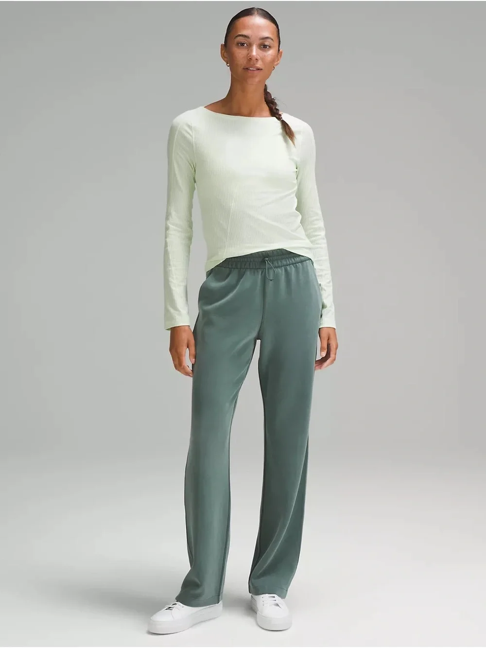 NWOT Lululemon Softstreme High-Rise Pant in Dark Forest Size 8